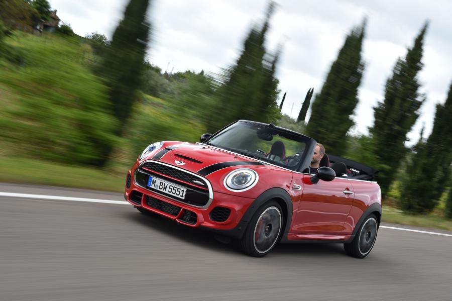  Mini Cooper S JCW Cabrio 2016 года  (фото 55 из 104)
